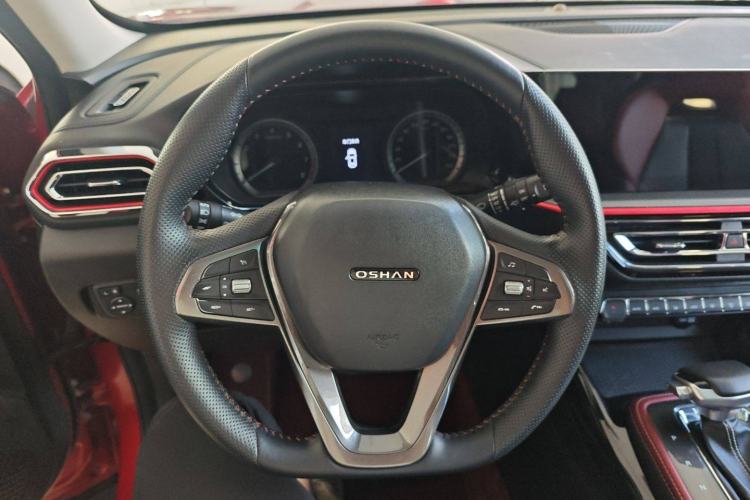 Used CHANGAN OSHAN X5 2021 Revised Version 1.5T DCT Luxury Edition Steering Wheel
