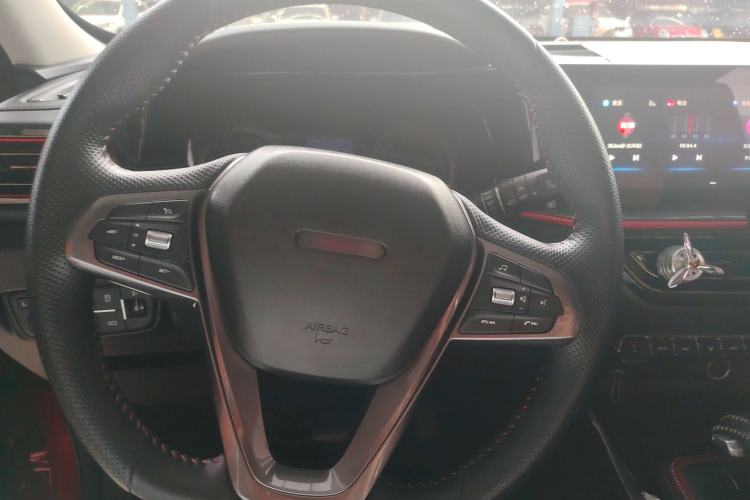 Used CHANGAN OSHAN X5 2021 Revised Version 1.5T DCT Luxury Edition Steering Wheel