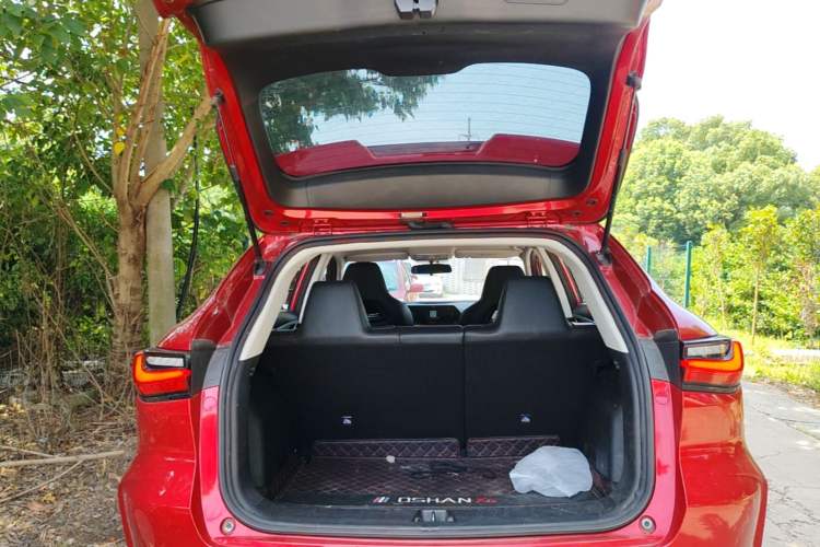 Used CHANGAN OSHAN X5 2021 1.5T DCT Prestige Edition Trunk