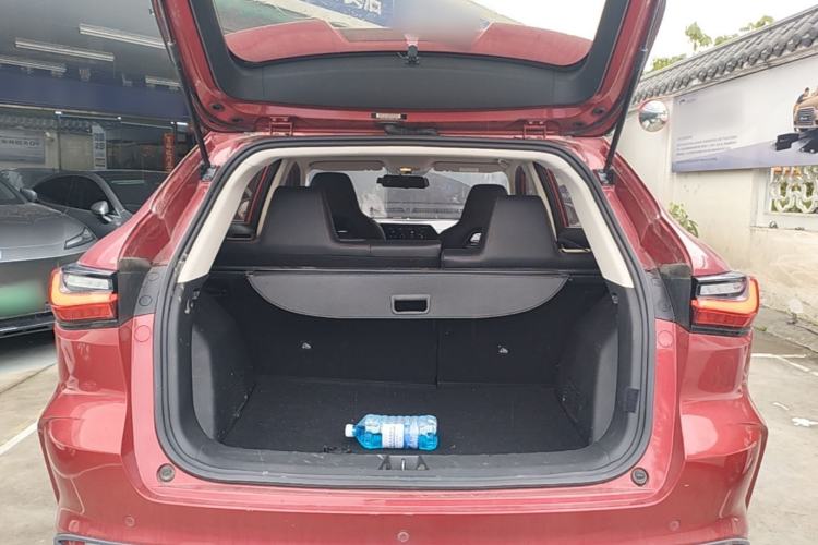 Used CHANGAN OSHAN X5 2021 Revised Version 1.5T DCT Luxury Edition Trunk