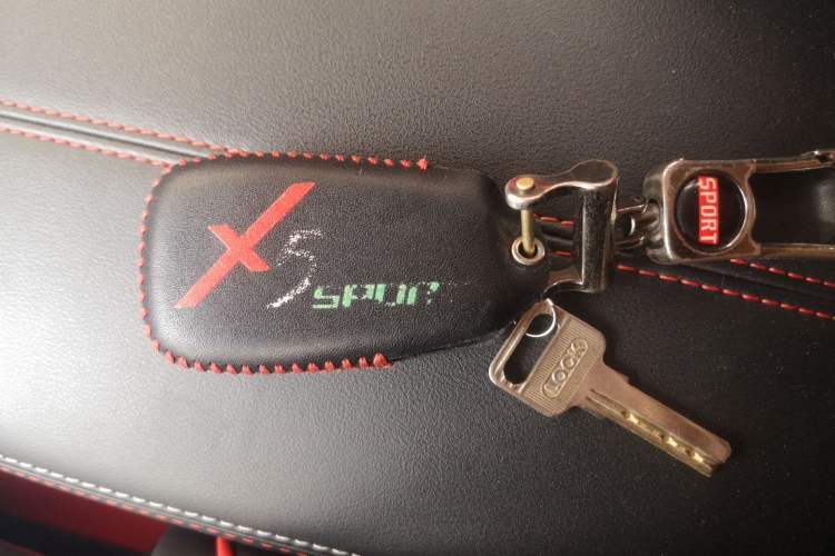 Used CHANGAN OSHAN X5 2021 1.6L CVT Luxury Model Vehicle Key