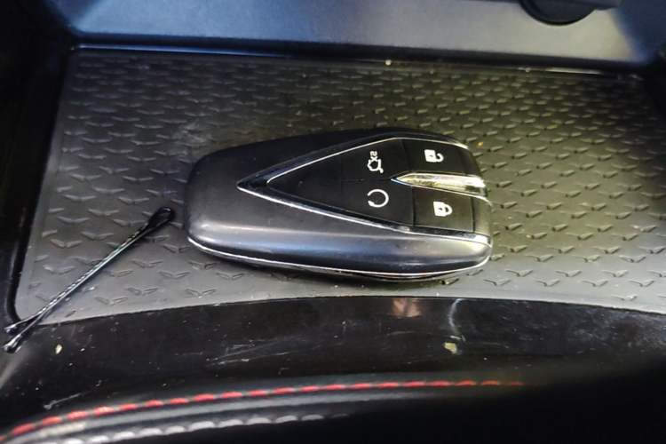Used CHANGAN OSHAN X5 2021 1.5T DCT Prestige Edition Vehicle Key