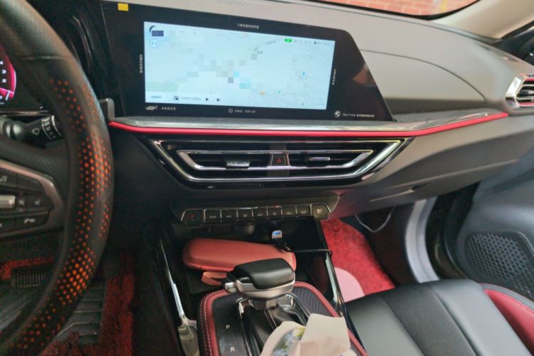 Used CHANGAN OSHAN X5 2021 1.5T DCT Prestige Edition Audio And AC Panel