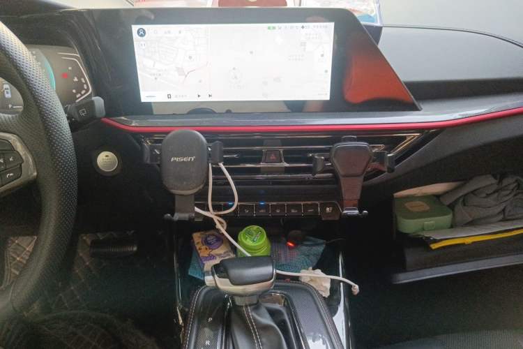 Used CHANGAN OSHAN X5 2021 1.6L CVT Luxury Version Audio And AC Panel