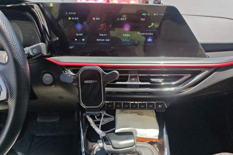 Used CHANGAN OSHAN X5 2021 1.5T DCT Flagship Edition Audio And AC Panel