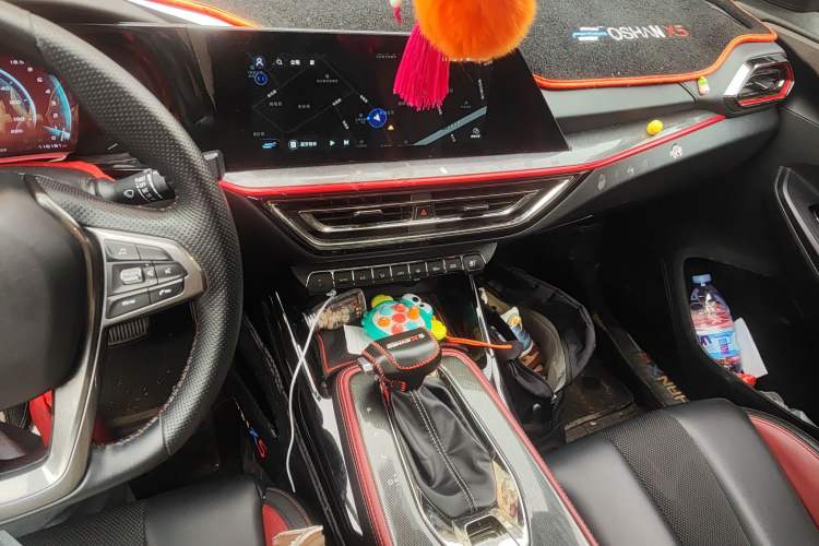 Used CHANGAN OSHAN X5 2021 1.5T DCT Prestige Edition Audio And AC Panel