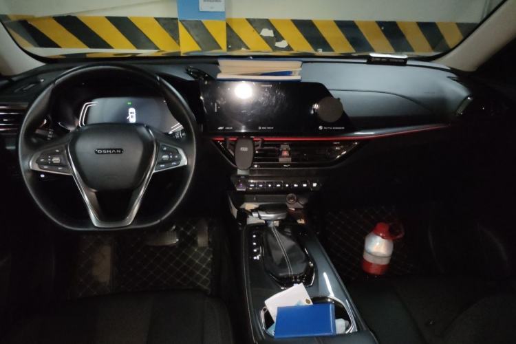 Used CHANGAN OSHAN X5 2021 1.5T DCT Prestige Edition Center Console
