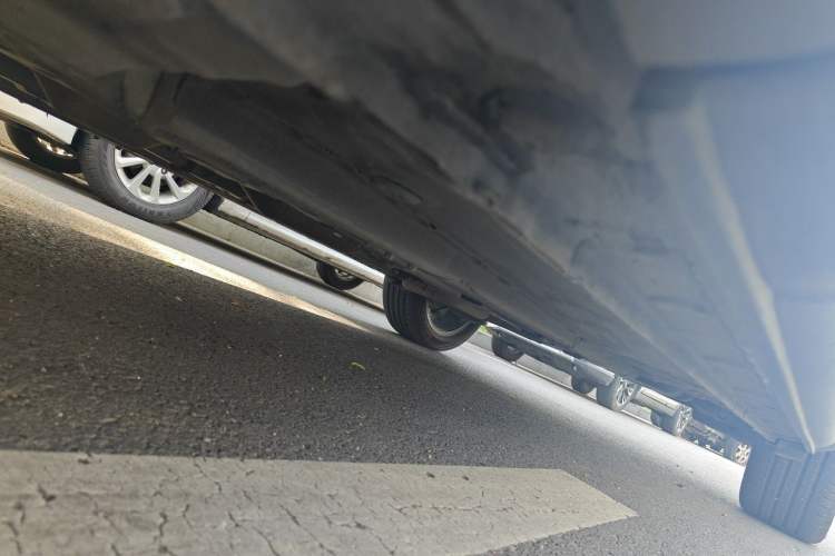 Used CHANGAN OSHAN X5 2021 1.6L CVT Flagship Model Chassis Front Left