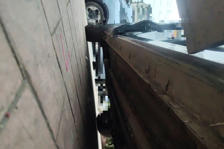 Used CHANGAN OSHAN X5 2021 1.5T DCT Prestige Edition Chassis Front Right