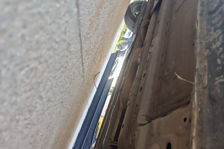 Used CHANGAN OSHAN X5 2021 1.5T DCT Prestige Edition Chassis Front Right