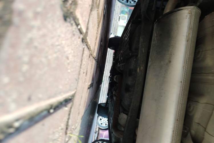 Used CHANGAN OSHAN X5 2021 1.5T DCT Flagship Edition Chassis Rear