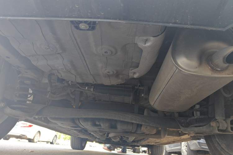Used CHANGAN OSHAN X5 2021 1.6L CVT Flagship Model Chassis Rear