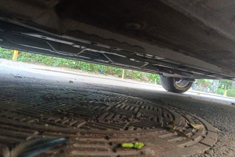 Used CHANGAN OSHAN X5 2021 1.6L CVT Luxury Version Chassis Rear Left