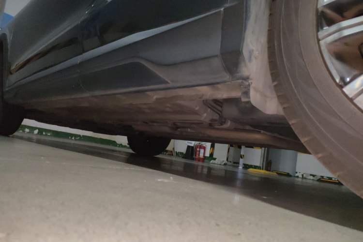 Used CHANGAN OSHAN X5 2021 1.5T DCT Prestige Edition Chassis Rear Left