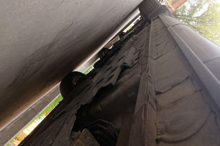 Used CHANGAN OSHAN X5 2021 1.6L CVT Luxury Version Chassis Rear Left