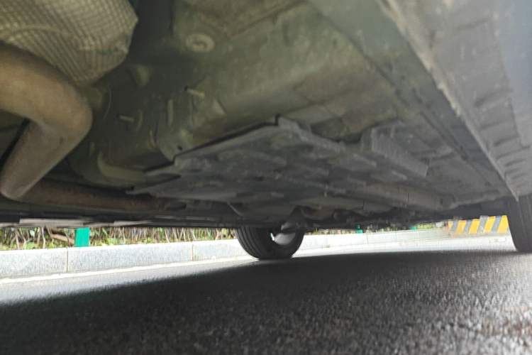 Used CHANGAN OSHAN X5 2021 1.6L CVT Luxury Model Chassis Rear Right