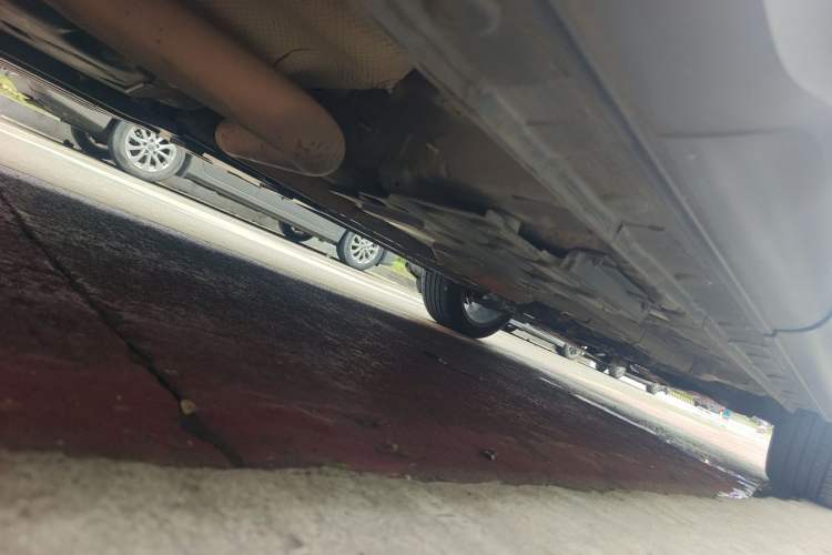 Used CHANGAN OSHAN X5 2021 1.5T DCT Flagship Edition Chassis Rear Right