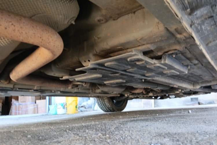 Used CHANGAN OSHAN X5 2021 1.6L CVT Comfort Model Chassis Rear Right