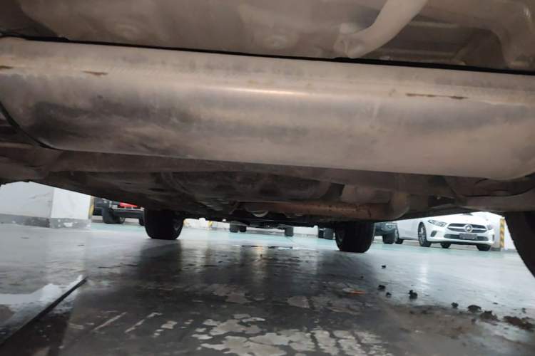 Used CHANGAN OSHAN X5 2021 1.5T DCT Prestige Edition Chassis Rear