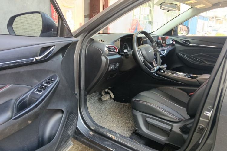 Used CHANGAN OSHAN X5 2021 1.6L CVT Comfort Model Driver Seat