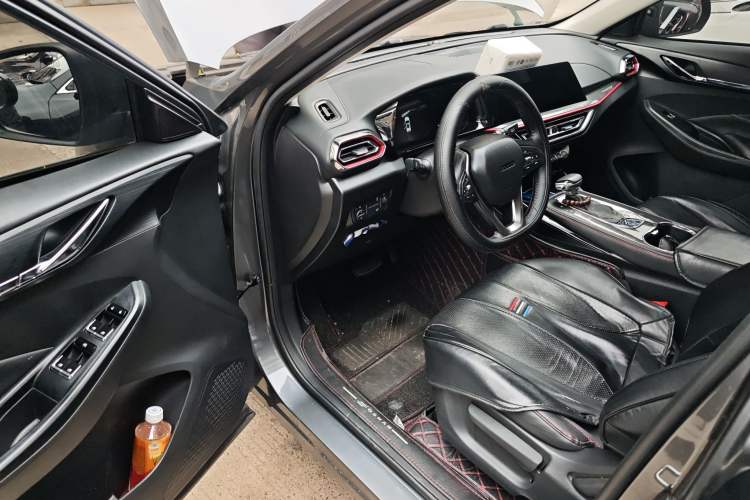 Used CHANGAN OSHAN X5 2021 1.6L CVT Luxury Model Driver Seat