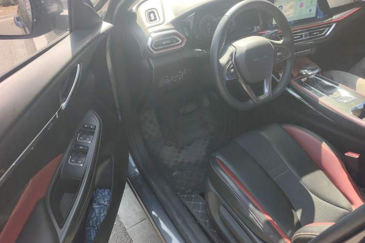 Used CHANGAN OSHAN X5 2021 1.5T DCT Prestige Edition Driver Seat