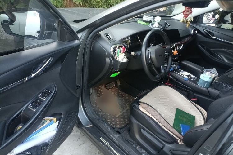 Used CHANGAN OSHAN X5 2021 1.6L CVT Luxury Model Driver Seat