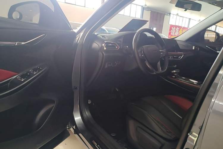 Used CHANGAN OSHAN X5 2021 1.5T DCT Prestige Edition Driver Seat