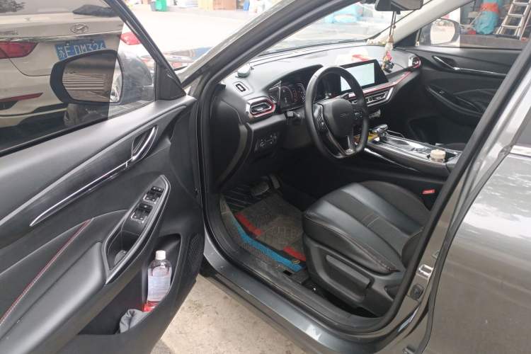 Used CHANGAN OSHAN X5 2021 1.6L CVT Luxury Model Driver Seat