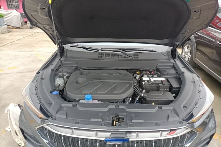 Used CHANGAN OSHAN X5 2021 1.5T DCT Flagship Edition Engine Bay