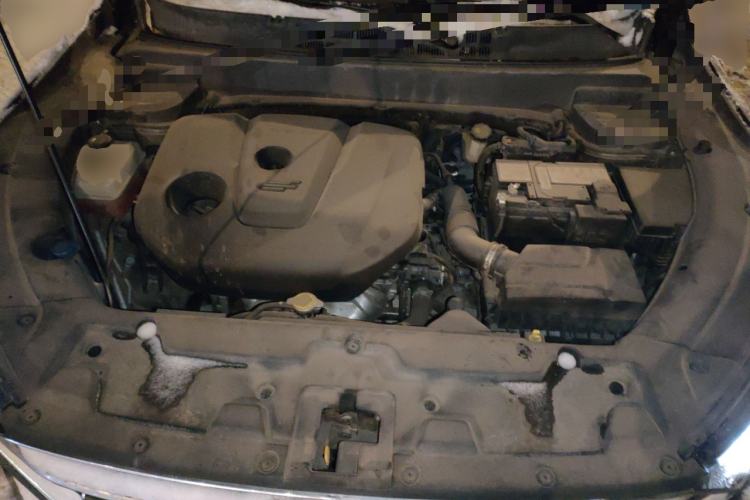 Used CHANGAN OSHAN X5 2021 Revised Version 1.6L Manual Luxury Edition Engine Bay