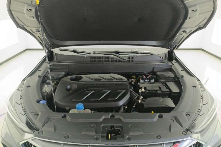 Used CHANGAN OSHAN X5 2021 1.5T DCT Flagship Edition Engine Bay