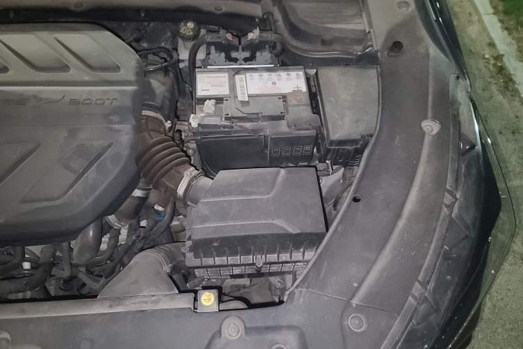 Used CHANGAN OSHAN X5 2021 1.5T DCT Flagship Edition Engine Bay Left