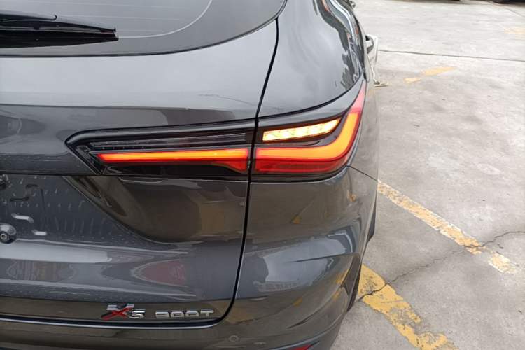 Used CHANGAN OSHAN X5 2021 1.5T DCT Flagship Edition Exterior 3