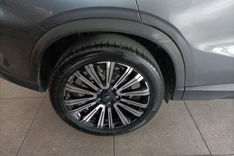 Used CHANGAN OSHAN X5 2021 1.6L CVT Luxury Model Exterior 5