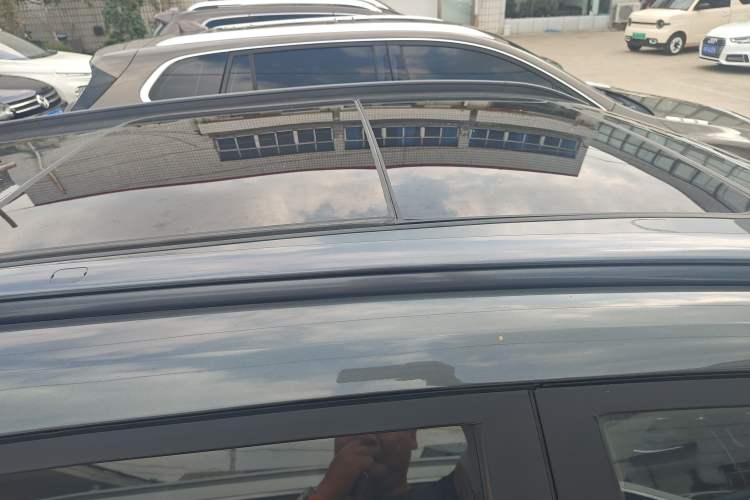 Used CHANGAN OSHAN X5 2021 1.5T DCT Flagship Edition Exterior 7