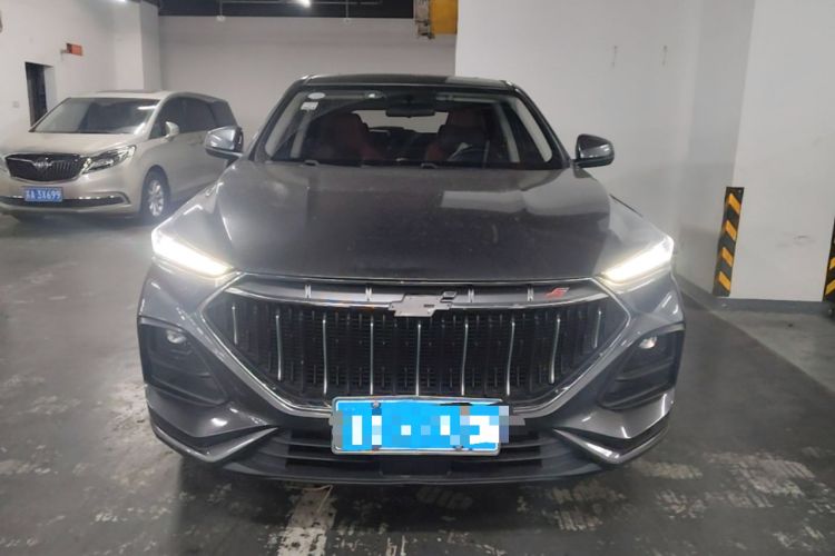 Used CHANGAN OSHAN X5 2021 1.5T DCT Prestige Edition Front