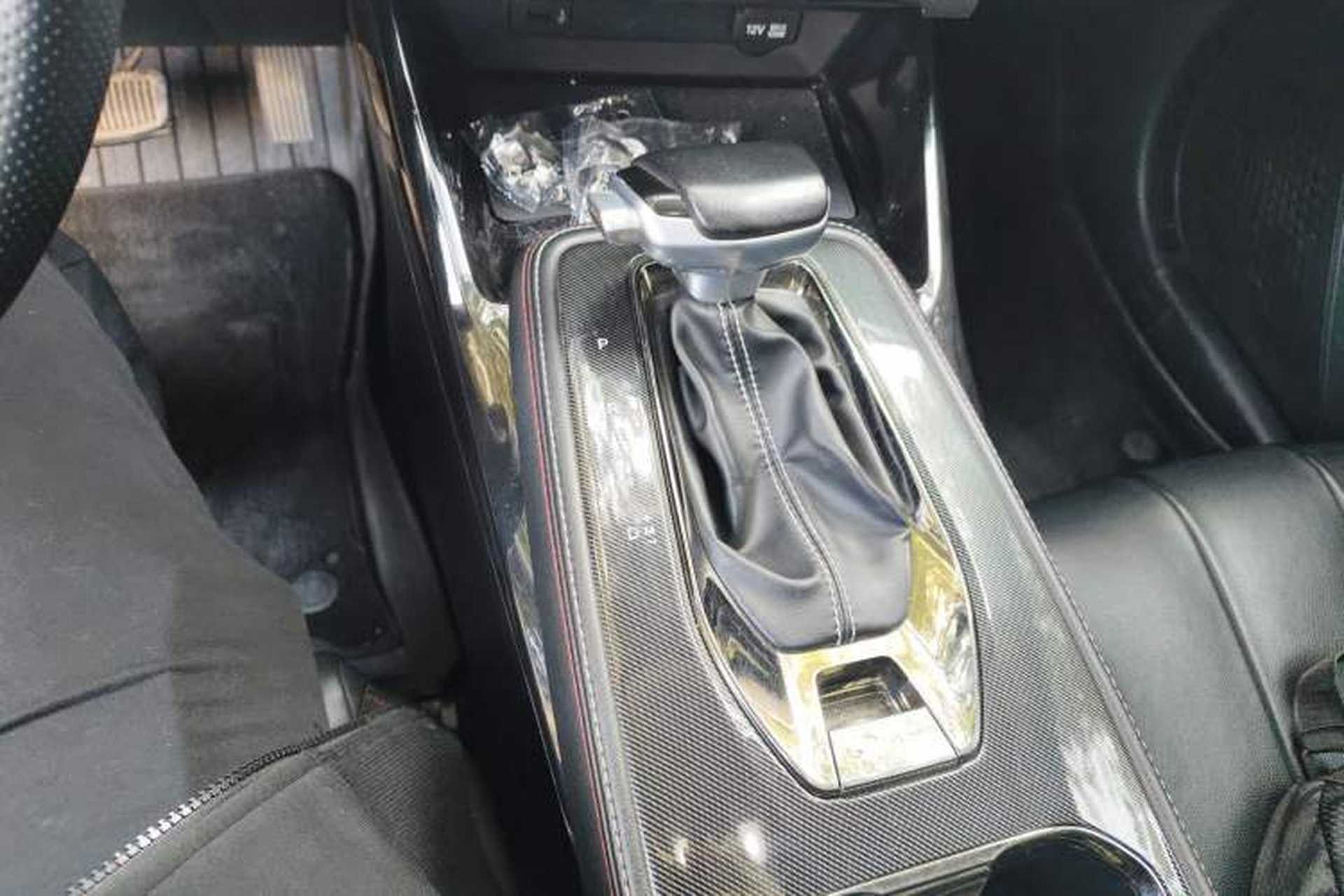 Used CHANGAN OSHAN X5 2021 1.5T DCT Prestige Edition Gear Lever