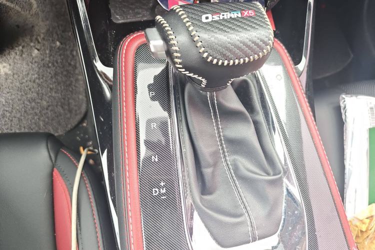 Used CHANGAN OSHAN X5 2021 Revised Version 1.5T DCT Luxury Edition Gear Lever