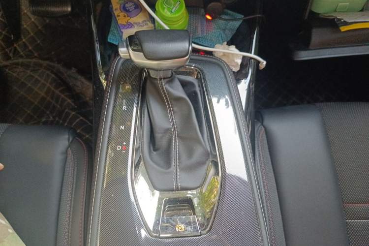 Used CHANGAN OSHAN X5 2021 1.6L CVT Luxury Version Gear Lever