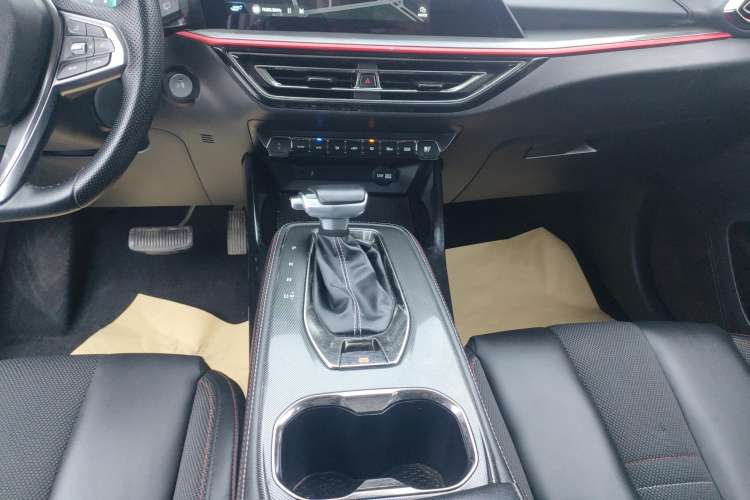 Used CHANGAN OSHAN X5 2021 1.5T DCT Prestige Edition Gear Lever