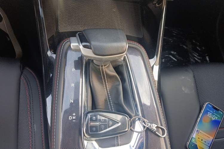 Used CHANGAN OSHAN X5 2021 1.6L CVT Luxury Model Gear Lever
