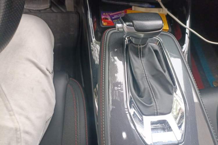 Used CHANGAN OSHAN X5 2021 1.6L CVT Luxury Model Gear Lever