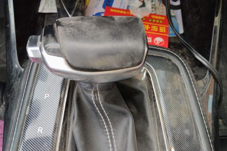 Used CHANGAN OSHAN X5 2021 1.6L CVT Luxury Model Gear Lever