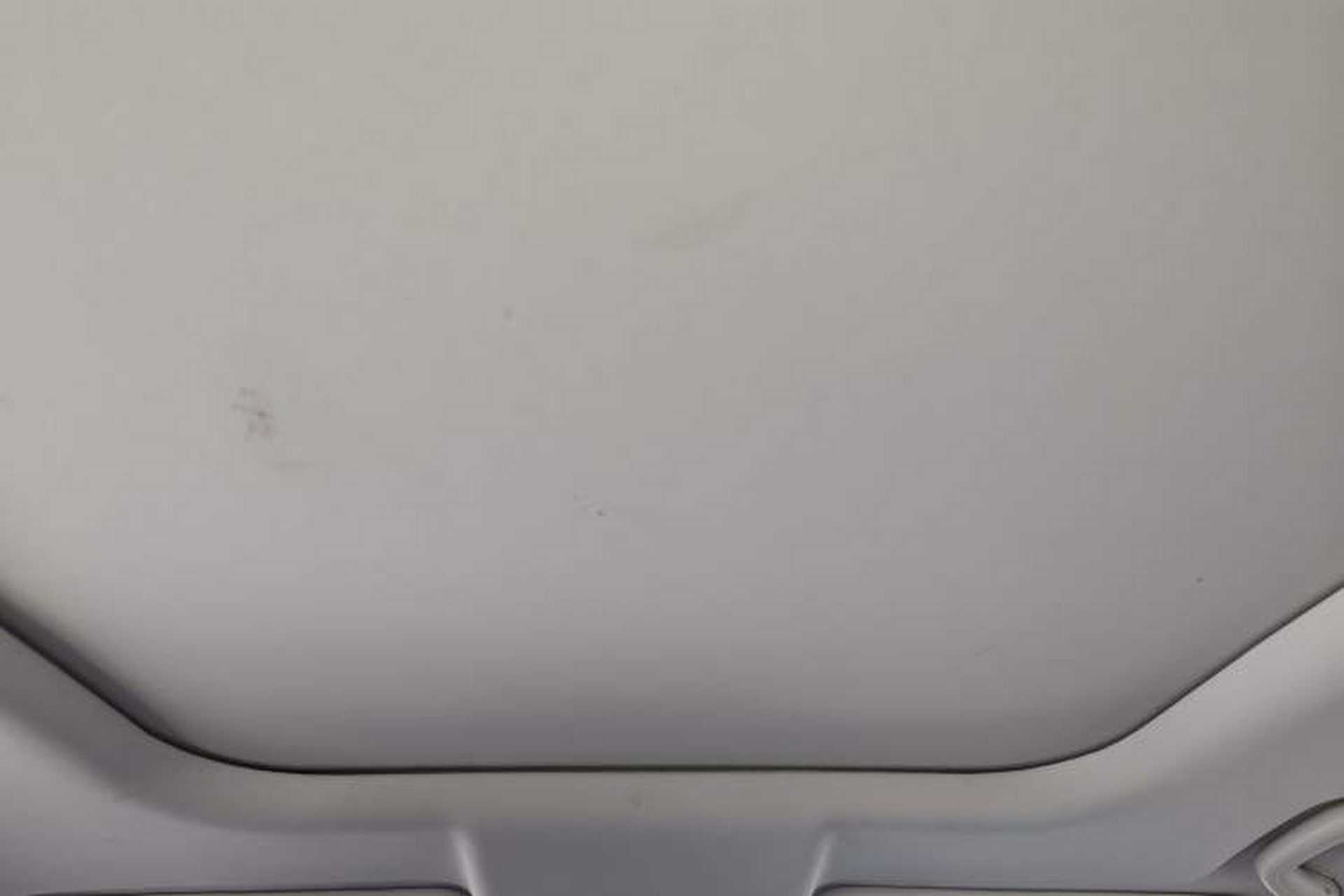 Used CHANGAN OSHAN X5 2021 1.5T DCT Prestige Edition Headliner