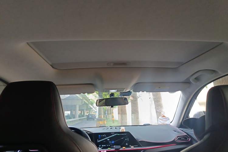 Used CHANGAN OSHAN X5 2021 1.6L CVT Luxury Model Headliner
