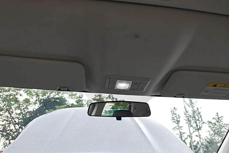 Used CHANGAN OSHAN X5 2021 1.6L CVT Luxury Model Headliner