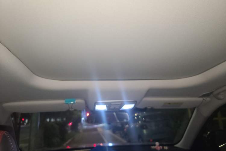 Used CHANGAN OSHAN X5 2021 1.5T DCT Flagship Edition Headliner