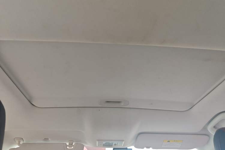 Used CHANGAN OSHAN X5 2021 Revised Version 1.5T DCT Luxury Edition Headliner