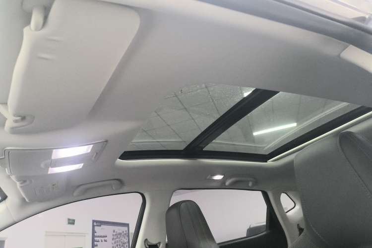 Used CHANGAN OSHAN X5 2021 1.5T DCT Prestige Edition Headliner
